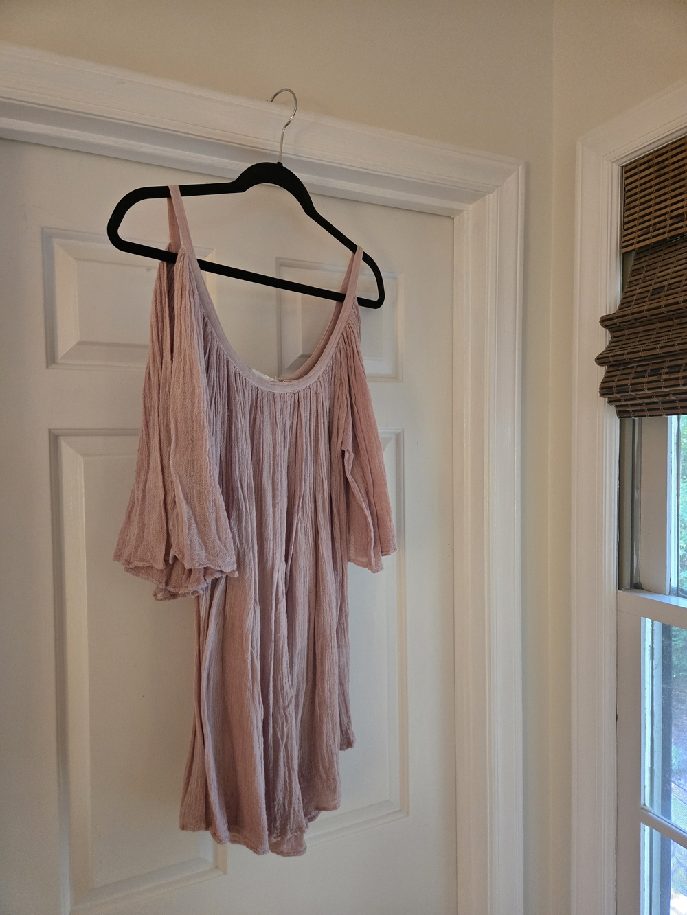 Boho Open Shoulder Top in Pale Mauve